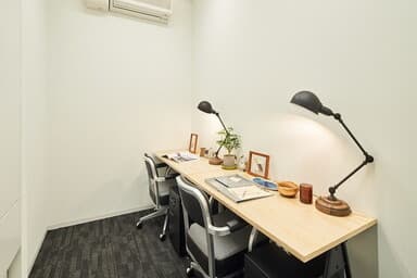 3名個室(通路側)