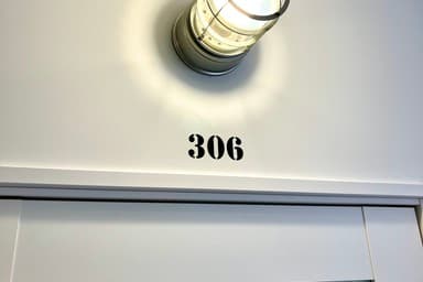 306号室(完全個室1名用)