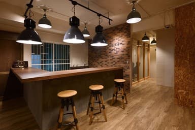 C18 office 久茂地